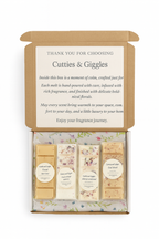 Luxury botanical soy wax melts gift set with 4 hand-poured snap bars and botanical details